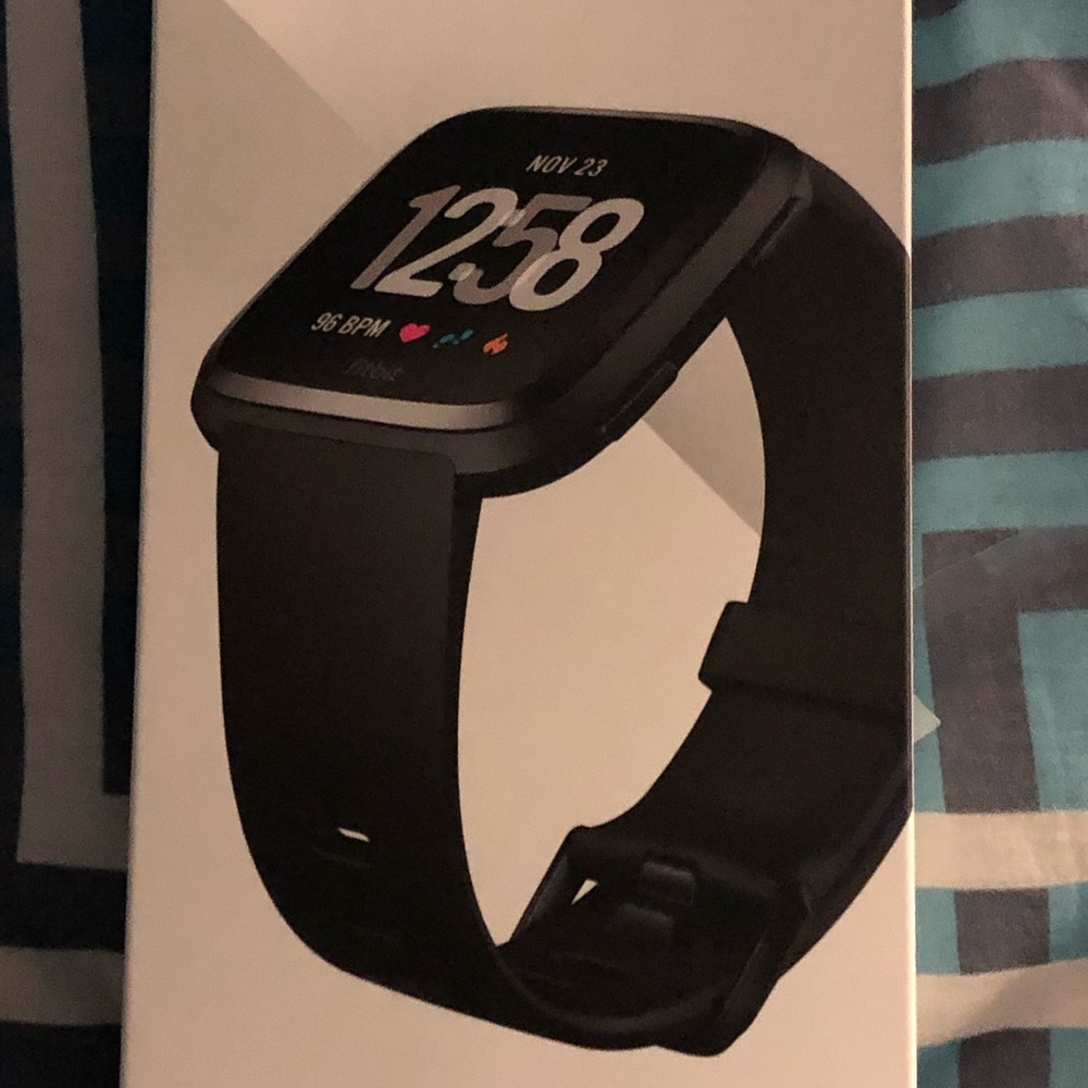 Fitbit versa - Picture 3 of 4
